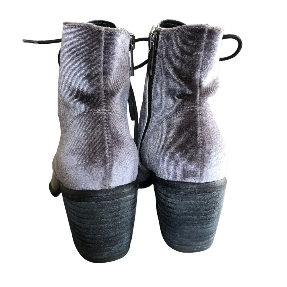 Dolce Vita Scotty Pewter Crushed Velvet Lace-Up Ankle Booties Block Heel 6.5